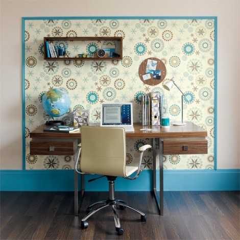 Wallpaper-ideas-for-living-rooms-defining-a-workspace